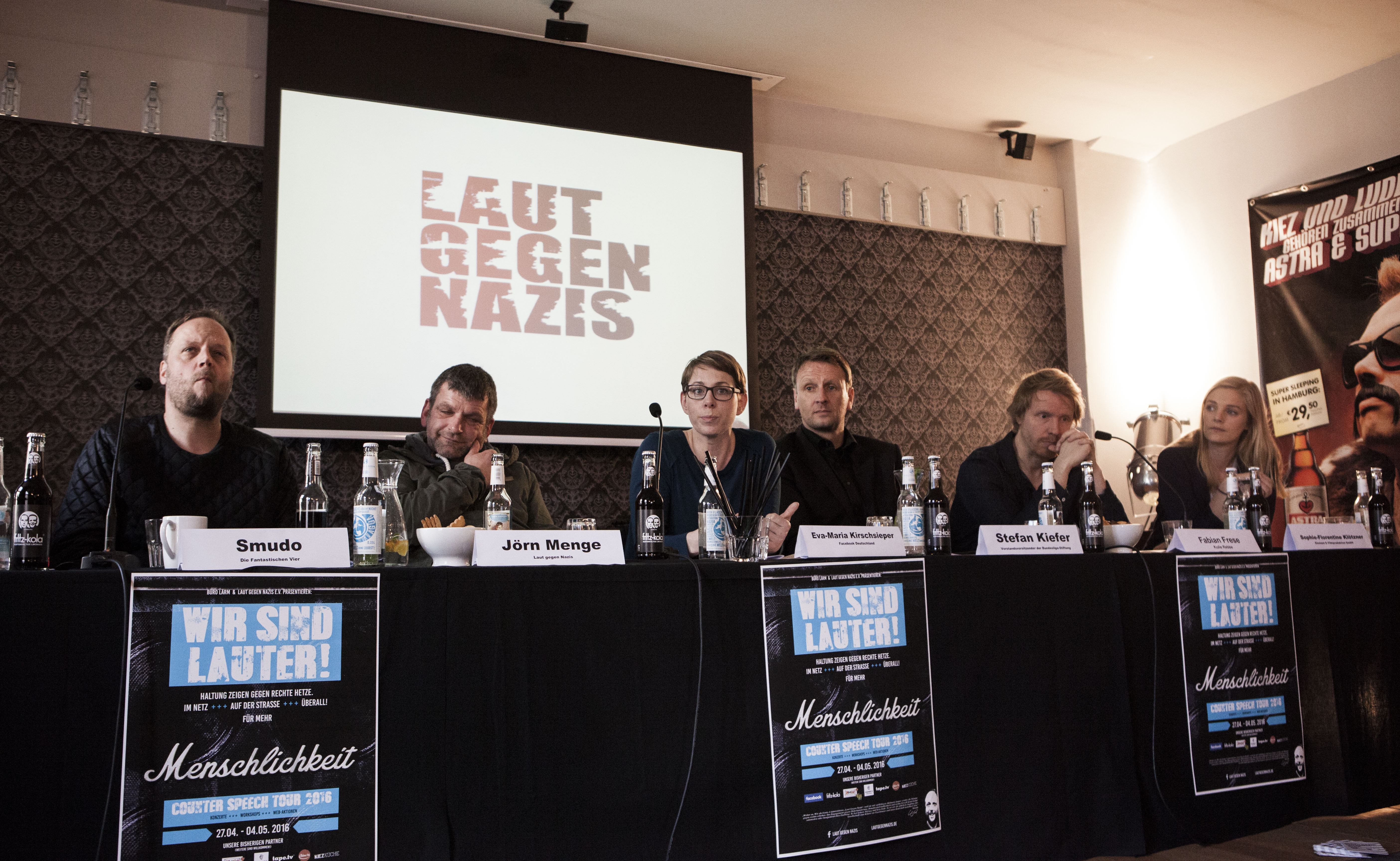 Foto: Pressekonferenz im Januar 2016 in der Superbude Hamburg - 